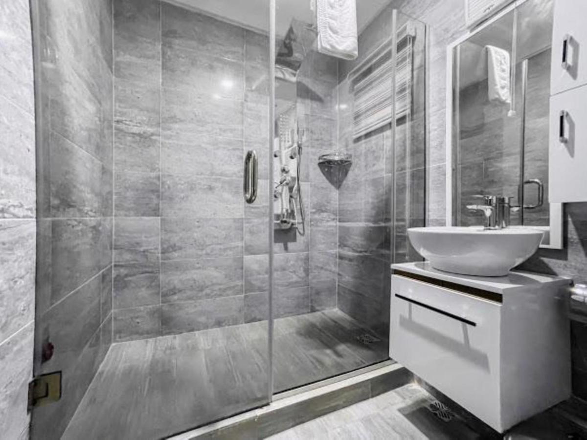 Pasadena Suites Lekki Luaran gambar