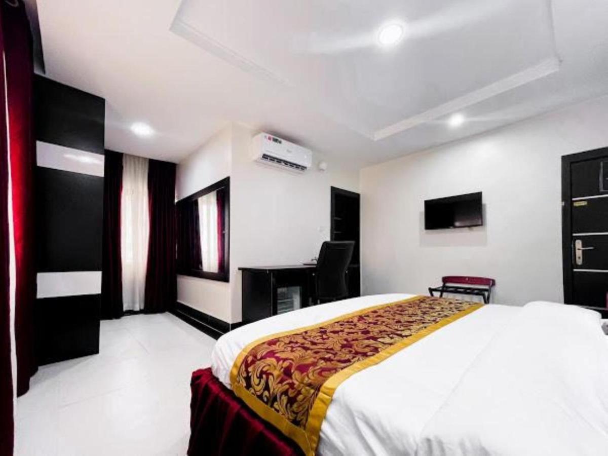 Pasadena Suites Lekki Luaran gambar